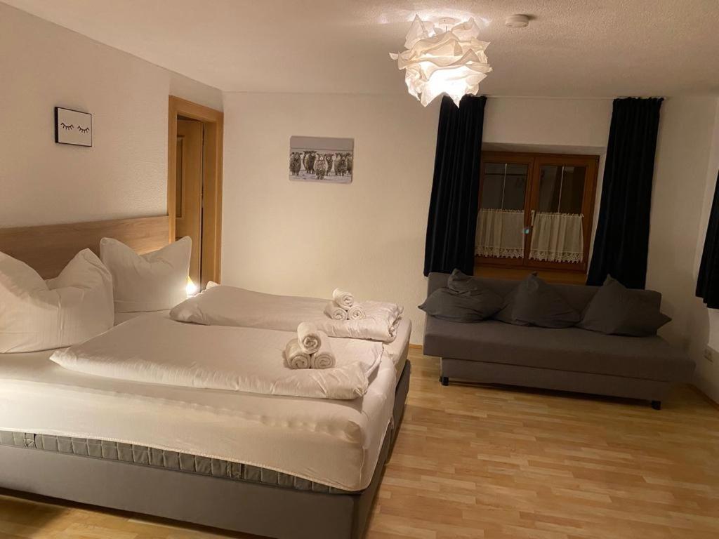 Appartments Krone Bichlbach Δωμάτιο φωτογραφία