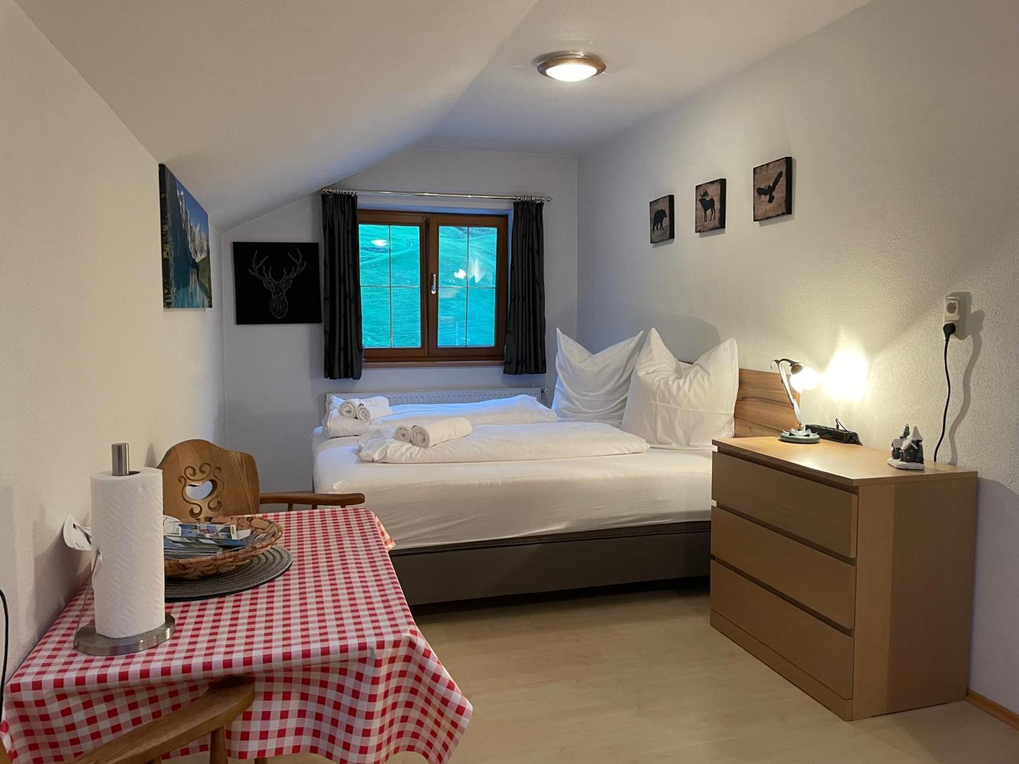 Appartments Krone Bichlbach Δωμάτιο φωτογραφία